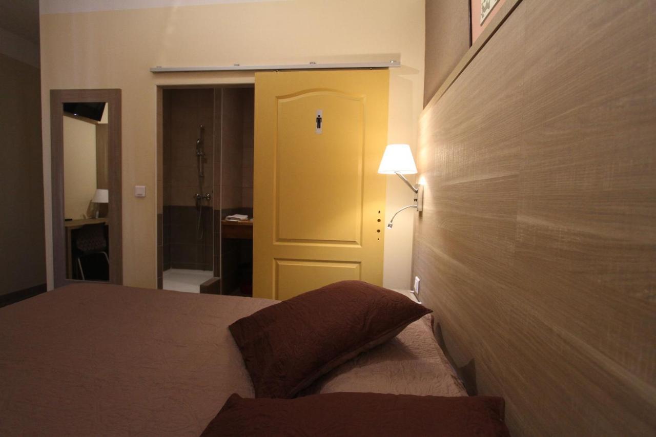 Le Provencal Hotel Тараскон Екстериор снимка